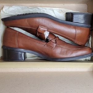 Naturalizer Size 8 Wide Shoes Profit Coffee Bean.